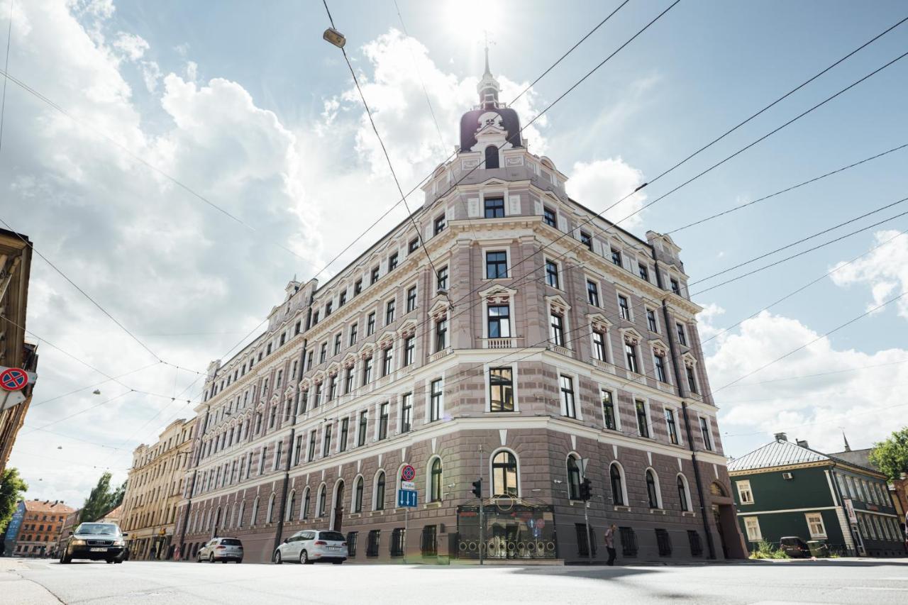 Aparthotel Amella Riga Exterior photo